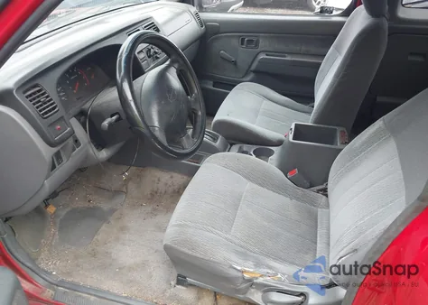 2000 Nissan Frontier Desert Runner Se-V6/Desert Runner Xe-V6 из США, поврежденный, VIN 1N6ED26T4YC309310